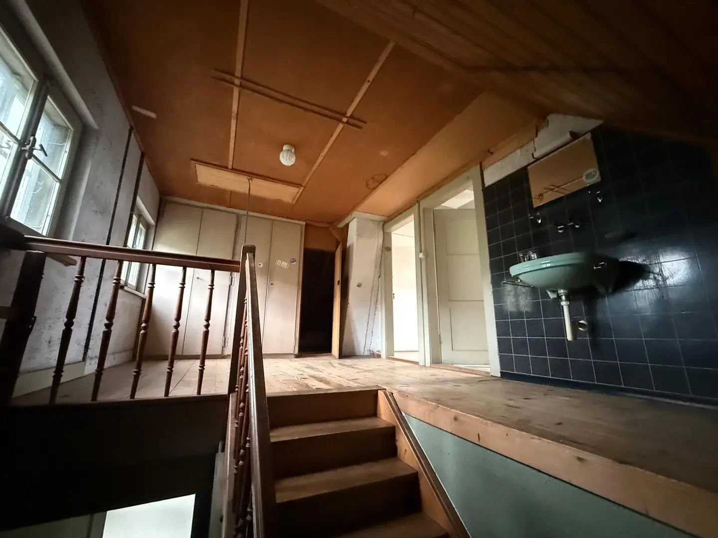 Treppenhaus und Nebenbereich eines Räumungsobjekts