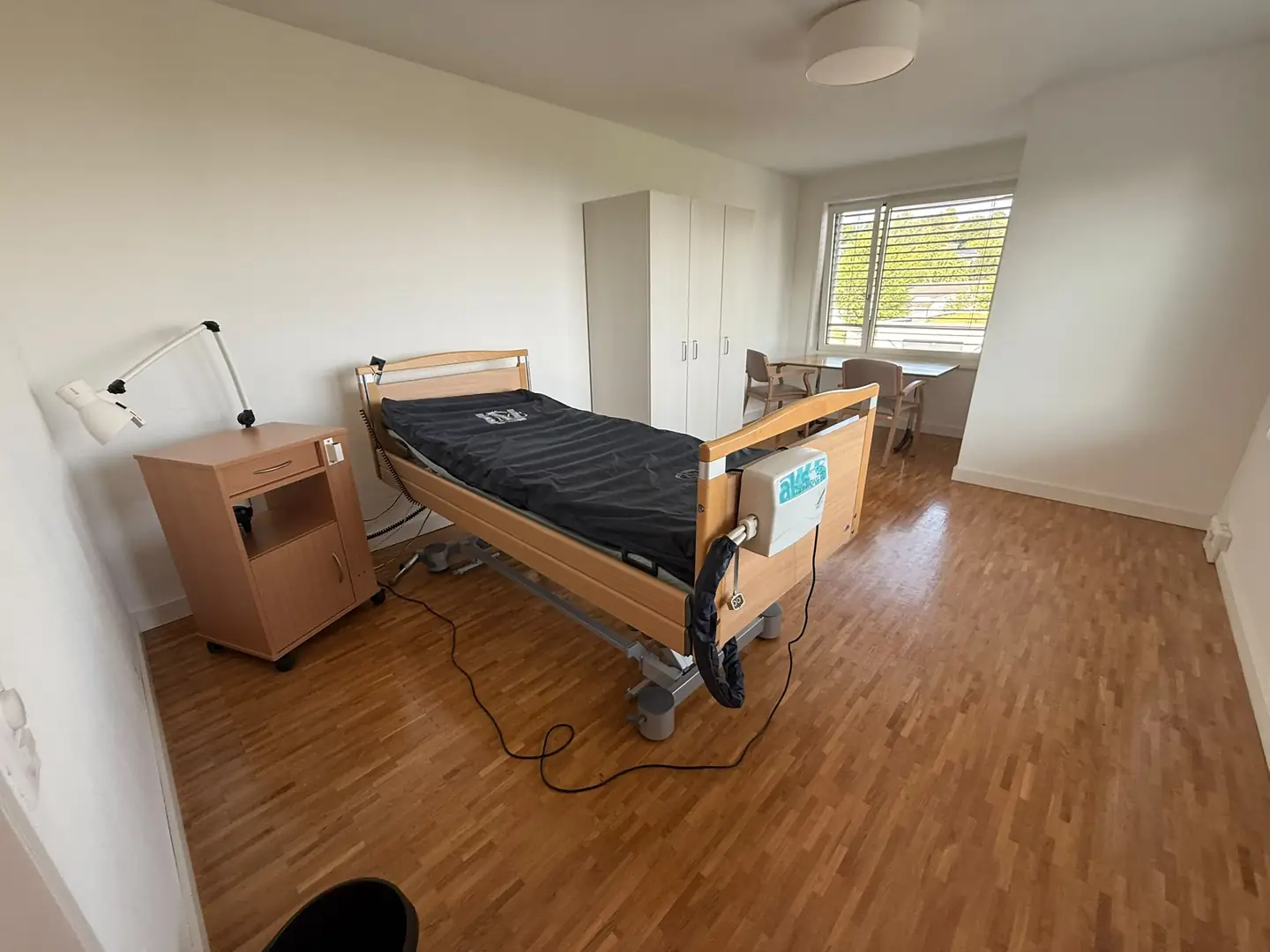 Zimmer im Altersheim als Referenz für Zimmerräumung im Kanton Tessin
